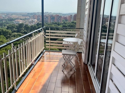 Venta Piso Figueres. Piso de tres habitaciones 11 con terraza