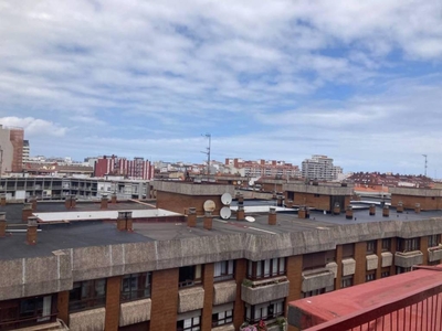 Venta Piso Gijón. Piso de dos habitaciones en Calle Vicente Inerariry. Buen estado décima planta