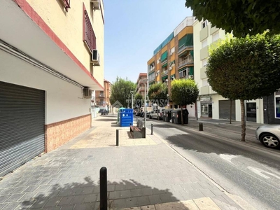 Venta Piso Jaén. Piso de tres habitaciones Cuarta planta con terraza