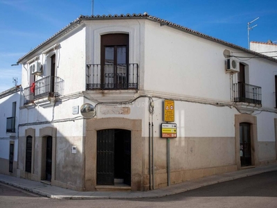 Venta Casa unifamiliar Malpartida de Cáceres. Buen estado 199 m²