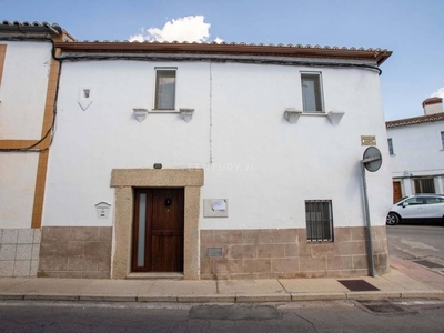 Venta Casa unifamiliar Malpartida de Cáceres. Buen estado 212 m²