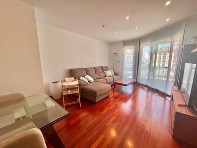 Venta Piso Manresa. Piso de tres habitaciones Segunda planta con balcón