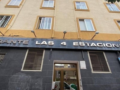 Venta Piso Miranda de Ebro. Piso de tres habitaciones en Arenal 51.