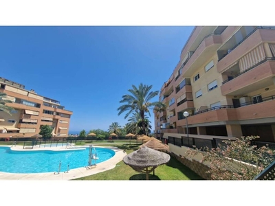 Venta Piso Torremolinos. Piso de tres habitaciones Buen estado segunda planta con terraza