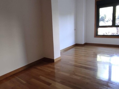 Venta Piso Vigo. Piso de dos habitaciones Buen estado