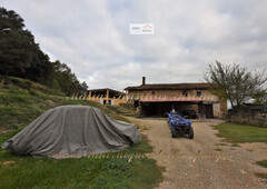 Casa de campo-Masía en Venta en Banyoles Girona