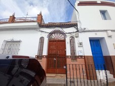 Chalet adosado en venta en Calle Fuentes, 41800, Sanlúcar La Mayor (Sevilla)
