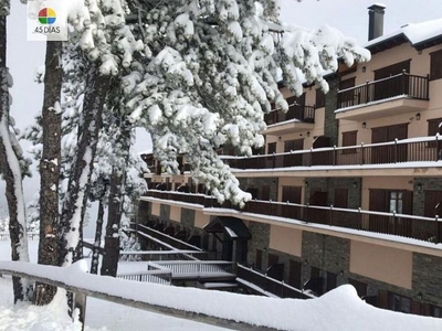 Alquiler de piso en Coma i la Pedra, la de 2 habitaciones con terraza y muebles