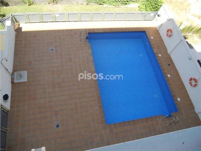 Alquiler de piso en Renfe - Bulevar 1º y 2º Fase de 2 habitaciones con terraza y piscina