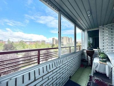 Alquiler de piso en Txagorritxu - El Pilar de 4 habitaciones con terraza y garaje