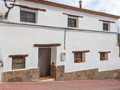 Casa de Pueblo en Venta en Cóbdar, Almería