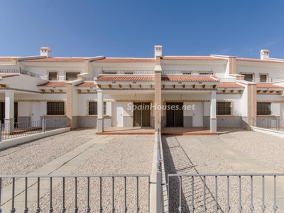 Chalet pareado en venta en San Miguel de Salinas