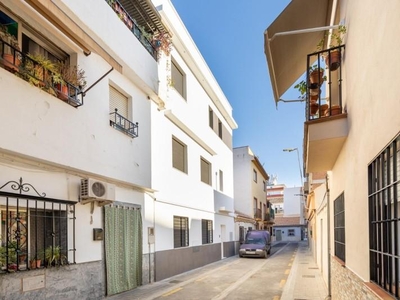 Casa en venta en Zaidín, Granada