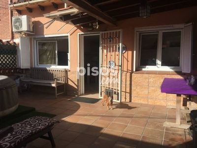 Chalet adosado en venta en Carrer de les Illes Medes, 21