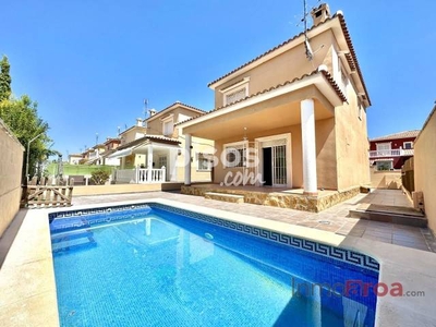 Chalet en venta en La Pobla de Vallbona