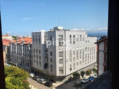 Piso en alquiler en Calle de Santa Lucía, cerca de Paseo de Menéndez Pelayo