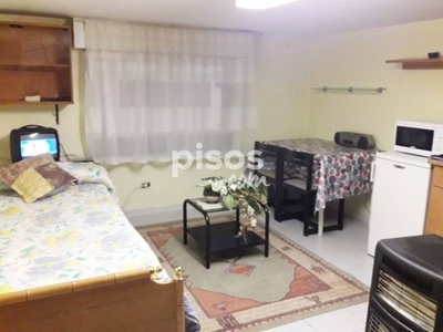 Piso en venta en Calle del Valle de Manzanedo, 4