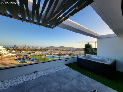 SE VENDE PRECIOSO PISO CON VISTAS AL MAR