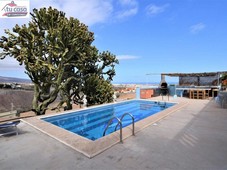 Venta Casa unifamiliar en Lomo Azul San Bartolomé de Tirajana. Con terraza 307 m²