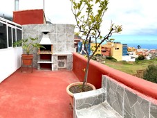 Venta de casa con terraza en Los Realejos, Santigo Apostol