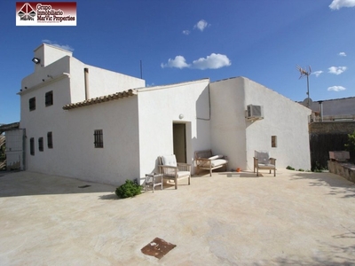 Casa con terreno en Villajoyosa