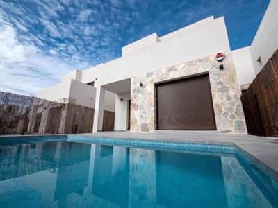 Chalet en Orihuela Costa