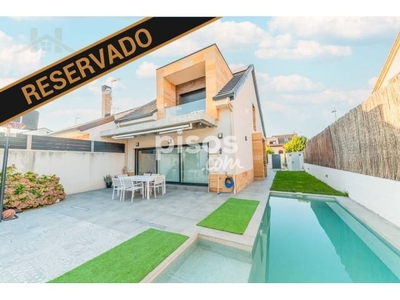 Casa pareada en venta en Avenida 25 de Noviembre, cerca de Calle de Zapatera