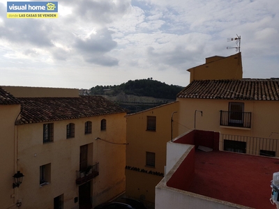 Venta de casa con terraza en Polop, Pueblo