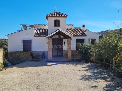 Casa En Riogordo, Málaga
