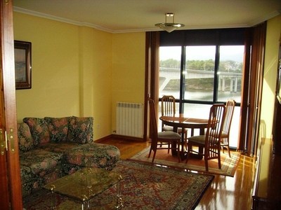 Alquiler de piso en Campo da Torre - Mollabao de 3 habitaciones con terraza y muebles