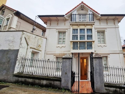 Alquiler de piso en Puerto Chico de 1 habitación con jardín y muebles