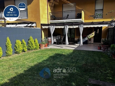 Alquiler de piso en Sojuela de 2 habitaciones con garaje y jardín