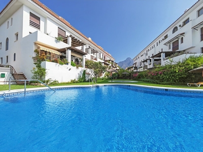 Apartamento en venta en Golden Mile, Marbella, Málaga