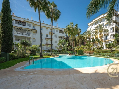 Apartamento en venta en La Carolina - Guadalpín, Marbella, Málaga