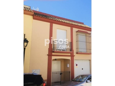 Casa adosada en alquiler en Calle de Tempranillo, 3