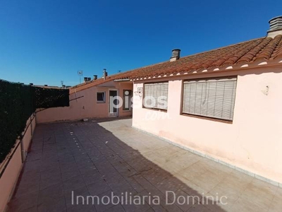 Casa adosada en venta en Avinguda de Sant Jordi