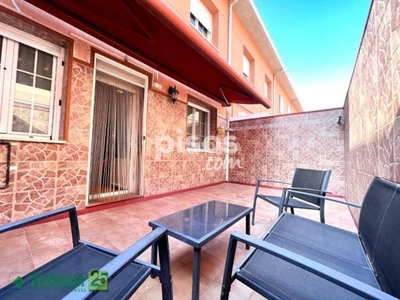 Casa adosada en venta en Calle de Noblejas, cerca de Calle del Doctor Manzanares