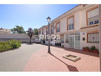 Casa adosada en venta en Calle Minerva