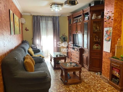 Casa adosada en venta en Nueva Alcalá