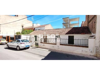 Casa adosada en venta en Zona Avenida de los Ogíjares