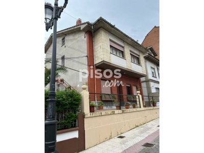 Casa en venta en Calle de Adolfo Posada