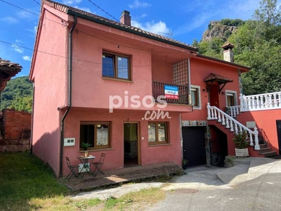 Casa en venta en Calle San Andrés de Trubia, nº 328