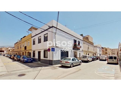 Casa en venta en Calle San Bernardo, 58, cerca de Calle Milagros
