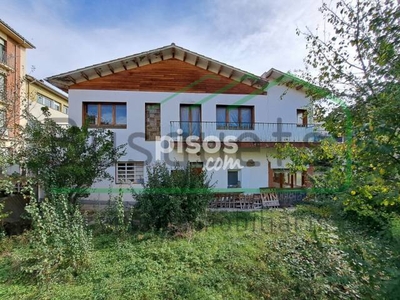 Casa en venta en Carrer de Pompeu Fabra, 13