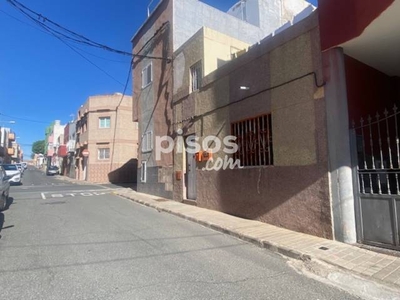 Casa pareada en venta en Calle Julio Cesar