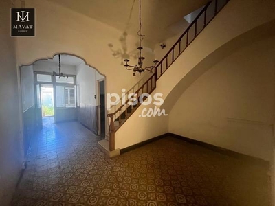 Casa pareada en venta en Carrer del Doctor Balari, cerca de Carrer de Narcís Monturiol