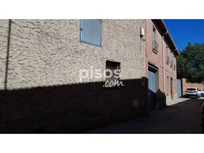 Casa rústica en venta en Calle Linares