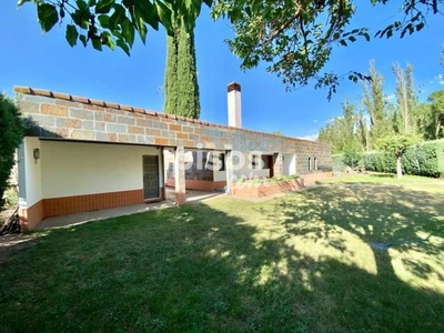 Chalet en venta en Calle Norte Canal, nº 5