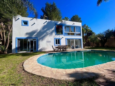 Chalet en venta en Can Furnet, Santa Eulalia / Santa Eularia, Ibiza