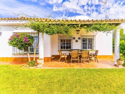 Chalet en venta en Chiclana de la Frontera, Cádiz